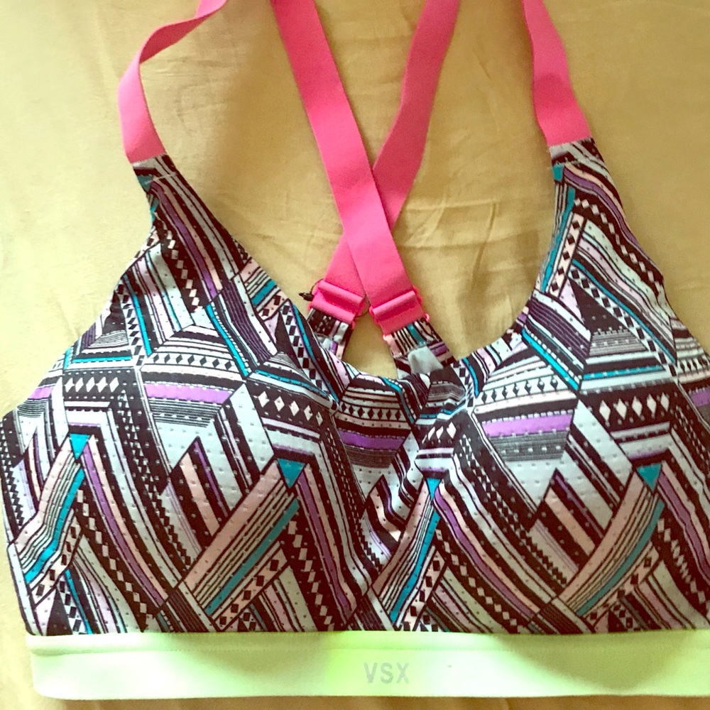 Victoria’s Secret VXS Sports Bra